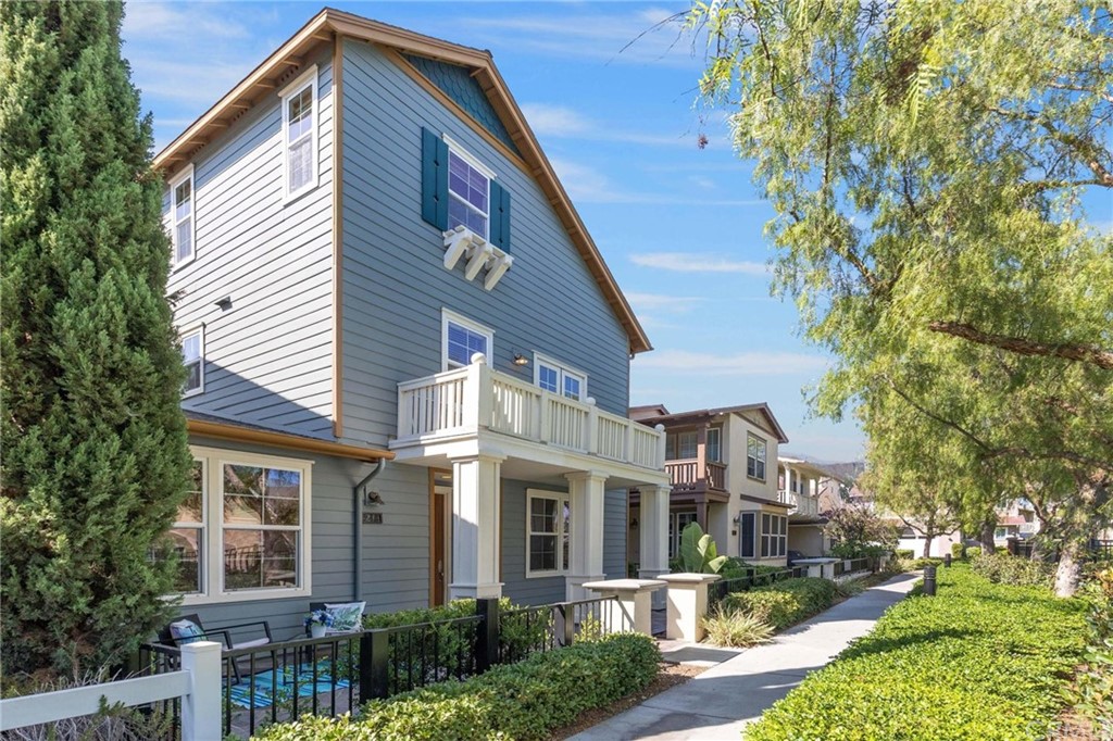 Sold 248 Kitty Hawk Lane, Tustin, CA 92782 4 Beds / 4 Full Baths