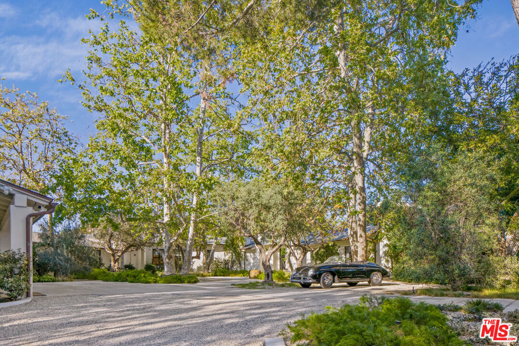 1700 San Remo Drive, Pacific Palisades, CA 90272 SOLD LISTING MLS