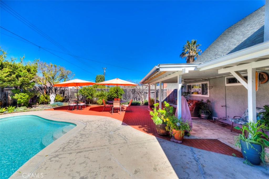 23711 Cavanaugh Road, Lake Forest, CA 92630 SOLD LISTING MLS