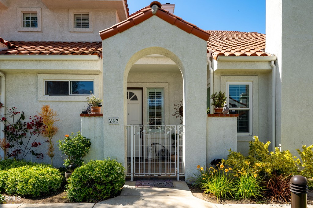 247 Camino Toluca, Camarillo, CA 93010 SOLD LISTING MLS V112159