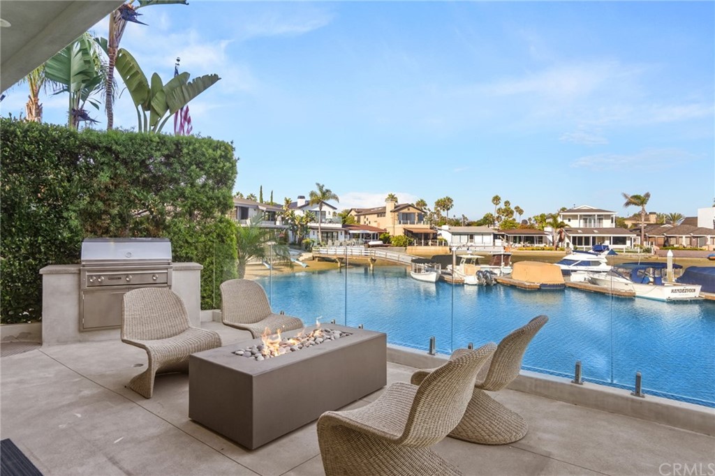 44 Balboa Coves, Newport Beach, CA 92663 SOLD LISTING MLS OC22181962