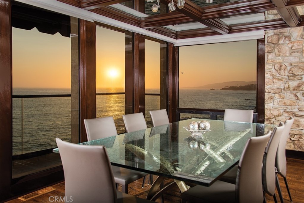 31721 Seacliff Drive, Laguna Beach, CA 92651 SOLD LISTING MLS