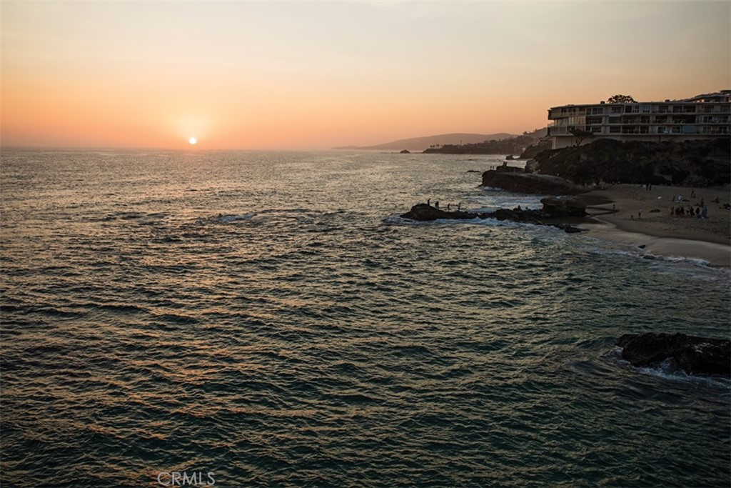 31721 Seacliff Drive, Laguna Beach, CA 92651 SOLD LISTING MLS