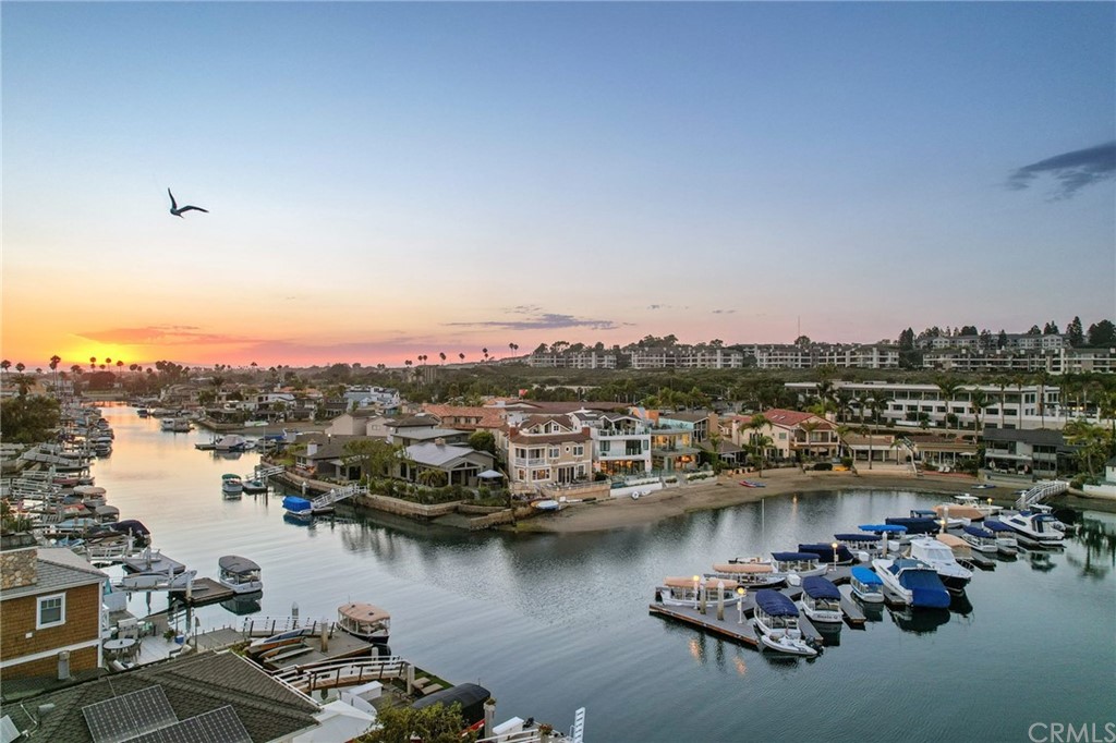 44 Balboa Coves, Newport Beach, CA 92663 SOLD LISTING MLS OC22181962
