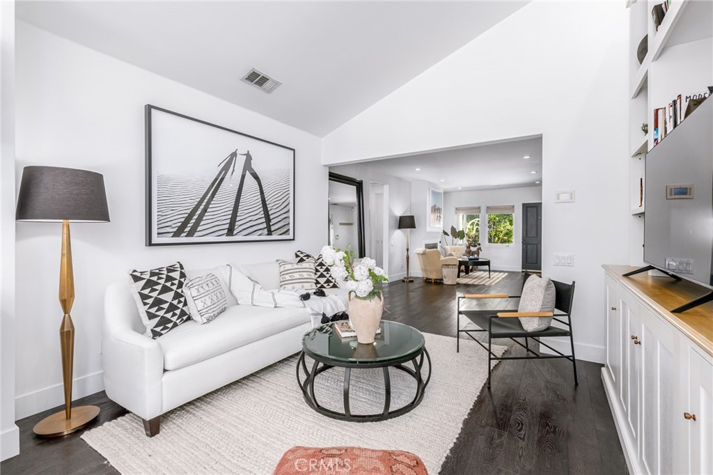 431 Westbourne Drive, West Hollywood, CA 90048 SOLD LISTING MLS