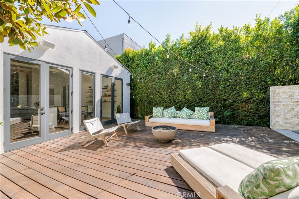 Sold 431 Westbourne Drive, West Hollywood, CA 90048 3 Beds / 3 Full