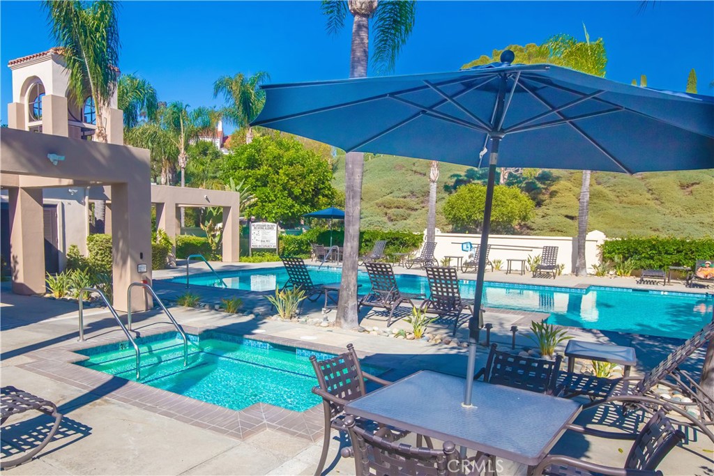 Sold 10 Siena, Laguna Niguel, CA 92677 3 Beds / 2 Full Baths / 1