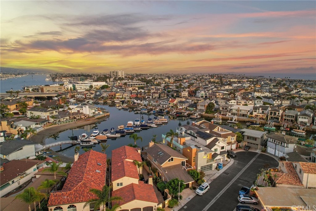 44 Balboa Coves, Newport Beach, CA 92663 SOLD LISTING MLS OC22181962