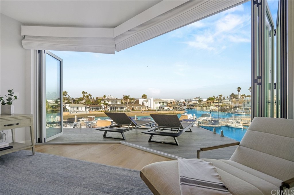 44 Balboa Coves, Newport Beach, CA 92663 SOLD LISTING MLS OC22181962