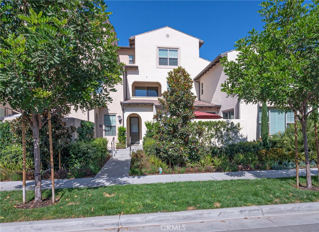 Roula Fawaz Irvine Real Estate Agent Surterre Properties