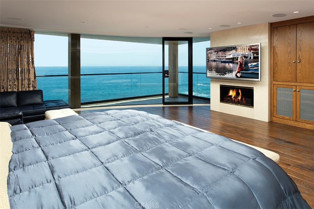 31721 Seacliff Drive, Laguna Beach, CA 92651 SOLD LISTING MLS